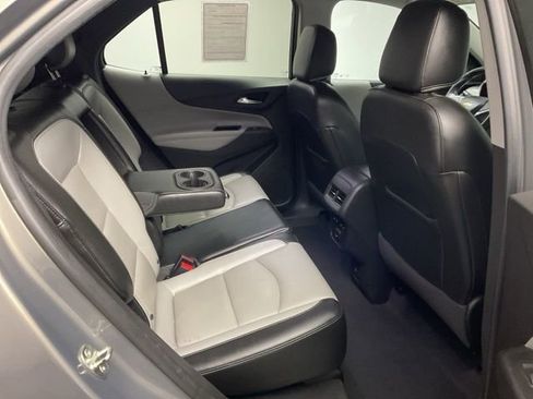 Used 2019 Chevrolet Equinox Premier image 32