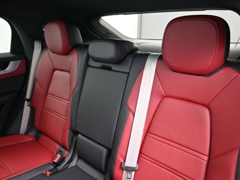 New 2026 Porsche Cayenne E-Hybrid Coupe image 6