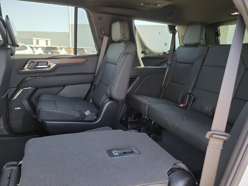 New 2026 GMC Yukon Denali w/ Denali Reserve Package AWD/4WD image 19