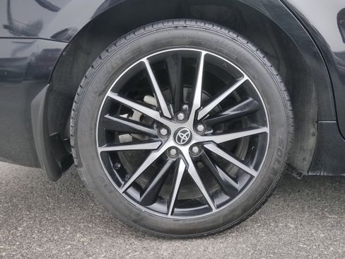 Used 2023 Toyota Camry SE image 9