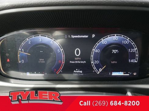 Used 2024 Jeep Wagoneer L Series II w/ Flexible Seating Group AWD/4WD image 45