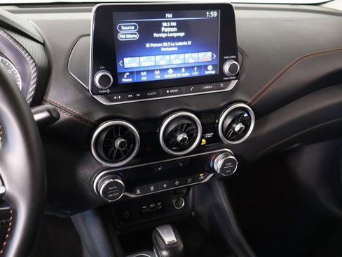 Used 2025 Nissan Sentra SR image 5