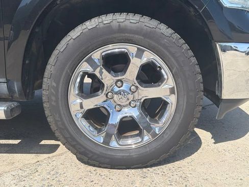 Used 2016 RAM 1500 Laramie w/ Convenience Group AWD/4WD image 8