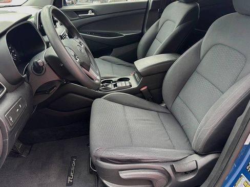 Used 2020 Hyundai Tucson SE w/ Cargo Package image 12