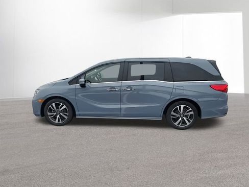 Used 2024 Honda Odyssey Touring image 5