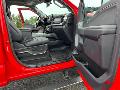 Used 2023 Ford F250 Lariat w/ Tremor Off-Road Package AWD/4WD image 34