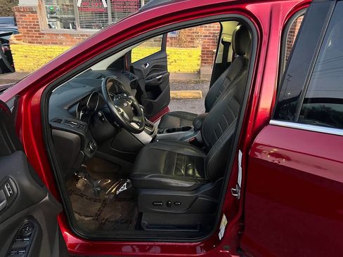 Used 2014 Ford Escape SE w/ Equipment Group 201A image 10