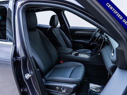 Certified 2024 Maserati Grecale GT AWD/4WD image 27