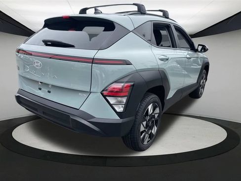 Certified 2025 Hyundai Kona SEL AWD/4WD image 7
