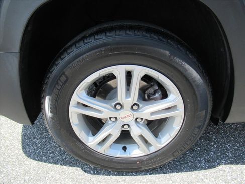 Used 2022 GMC Terrain SLE w/ Driver Convenience Package FWD image 7