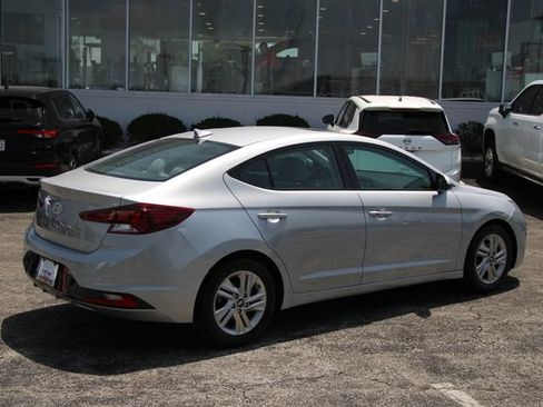 Used 2020 Hyundai Elantra Value Edition FWD image 9