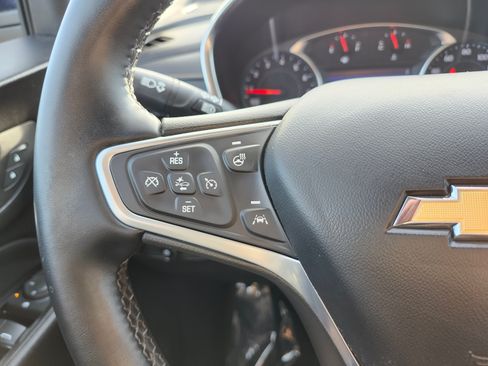 Used 2023 Chevrolet Equinox Premier FWD image 35