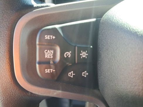 Used 2025 Ford Bronco Badlands image 24