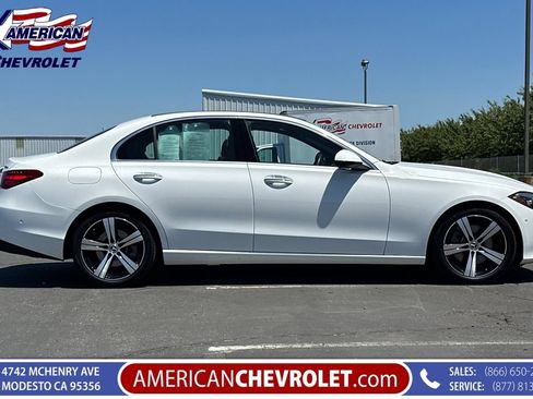 Used 2025 Mercedes-Benz C 300 4MATIC Sedan image 3