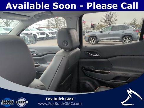 Certified 2023 GMC Acadia AT4 w/ Preferred Package image 10