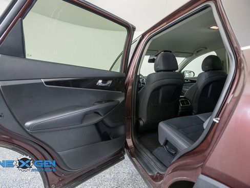 Used 2019 Kia Sorento AWD image 25