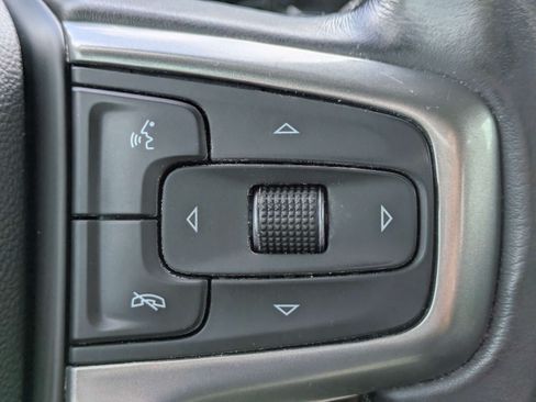 Used 2022 Chevrolet Silverado 1500 LT AWD/4WD image 29