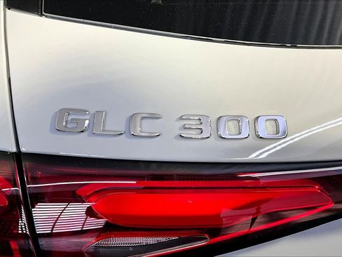 New 2026 Mercedes-Benz GLC 300 4MATIC image 6