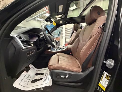 Used 2019 BMW X5 xDrive40i w/ Convenience Package AWD/4WD image 58