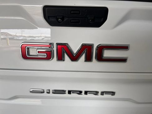 Used 2023 GMC Sierra 1500 AT4X AWD/4WD image 46