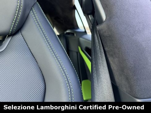 Used 2021 Lamborghini Urus image 22