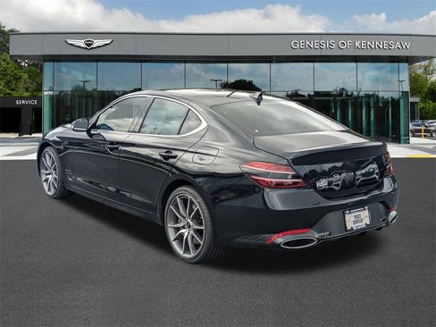 Used 2026 Genesis G70 2.5T image 5