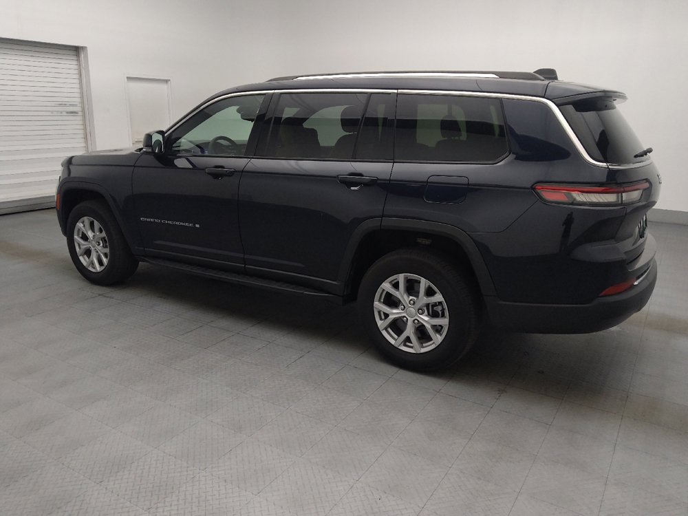Used 2023 Jeep Grand Cherokee L Limited w/ Luxury Tech Group II RWD image 3