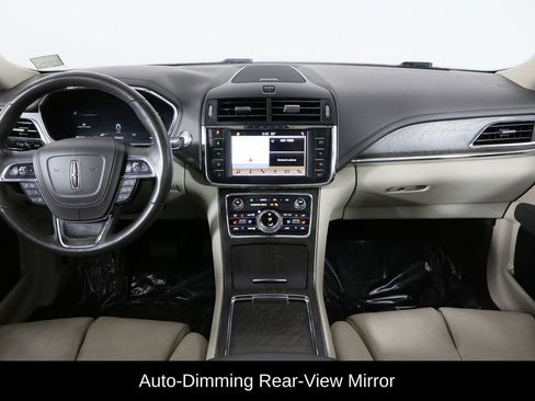 Used 2017 Lincoln Continental Reserve w/ Technology Package image 14