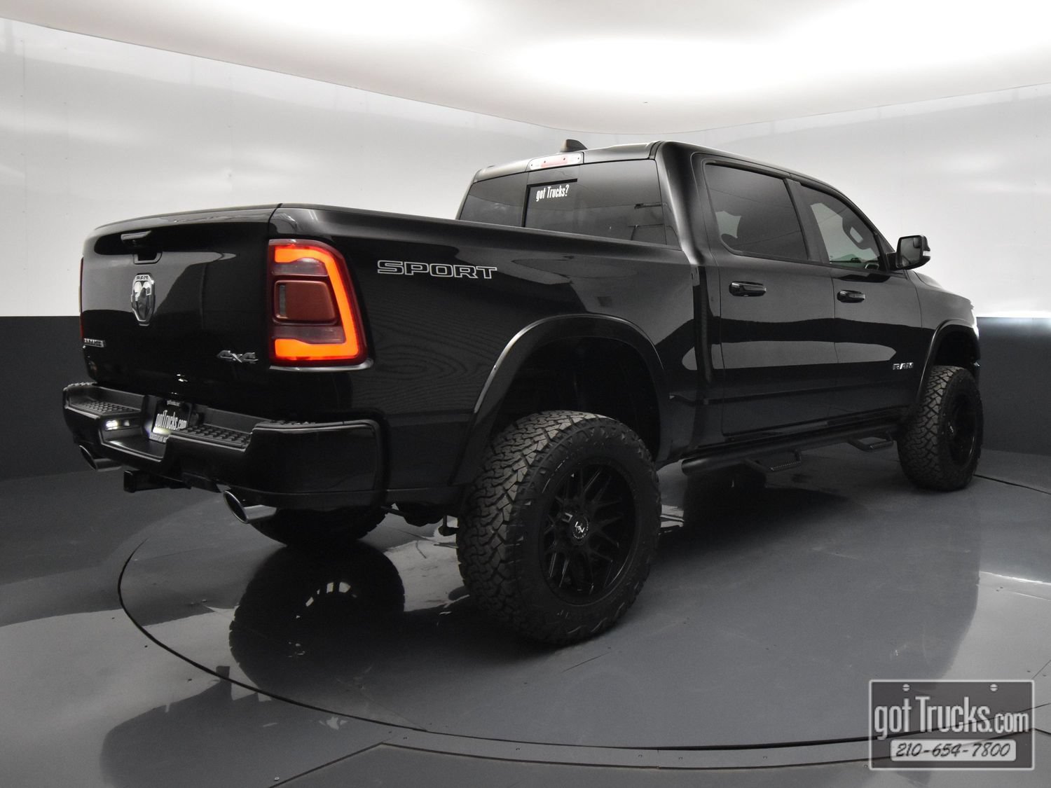 Used 2020 RAM 1500 Laramie w/ Sport Appearance Package AWD/4WD image 49