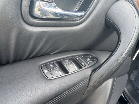 Used 2024 Nissan Armada SL w/ Cargo Package image 12