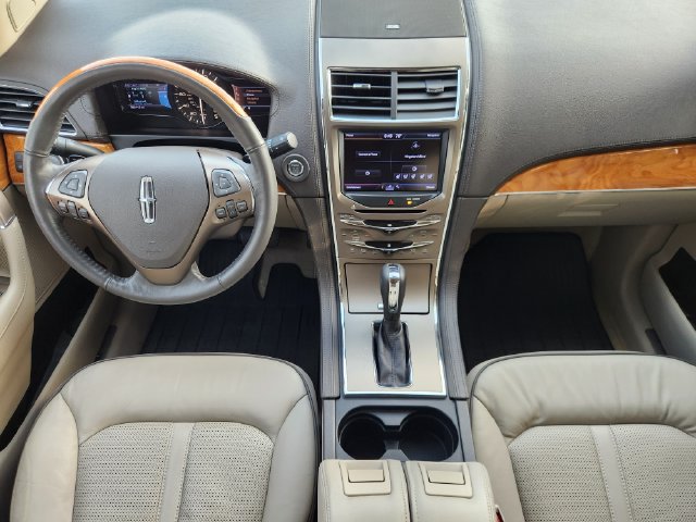 Used 2013 Lincoln MKX FWD image 27