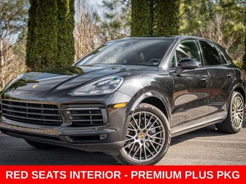 Used 2022 Porsche Cayenne Platinum Edition AWD/4WD image 1