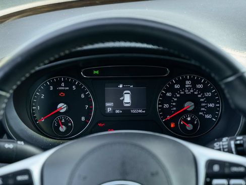 Used 2020 Kia Sorento S FWD image 26