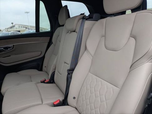 Used 2026 Volvo XC90 B6 Plus w/ Protection Package Premier AWD/4WD image 24