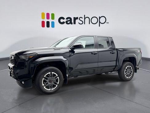 Used 2024 Toyota Tacoma TRD Sport AWD/4WD image 1