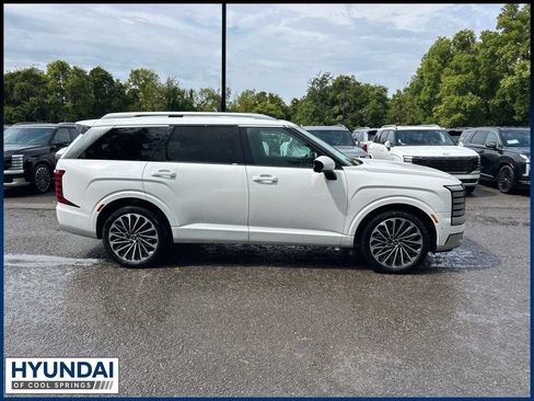 New 2026 Hyundai Palisade Calligraphy FWD image 8