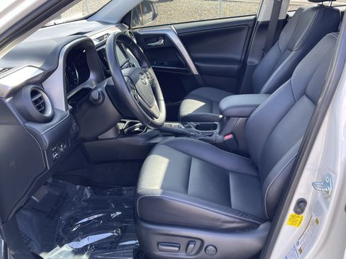 Used 2018 Toyota RAV4 Limited w/ Advanced Technology Package AWD/4WD image 11