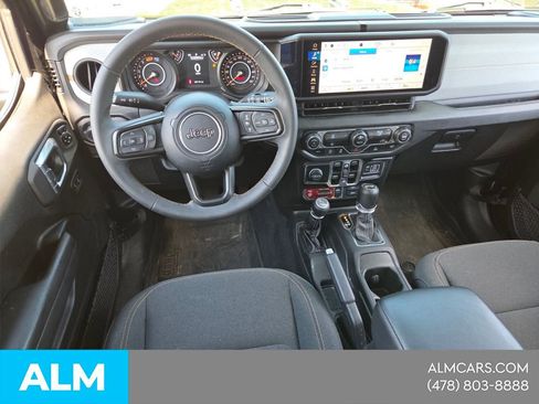 Used 2024 Jeep Wrangler Unlimited Sport AWD/4WD image 16