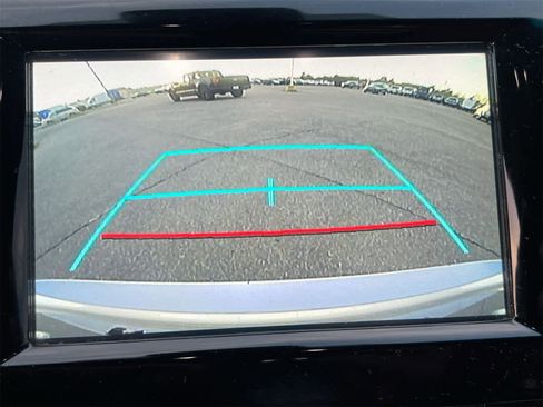 Used 2019 Toyota Camry SE image 28