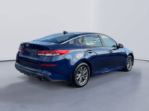 Used 2020 Kia Optima LX image 3