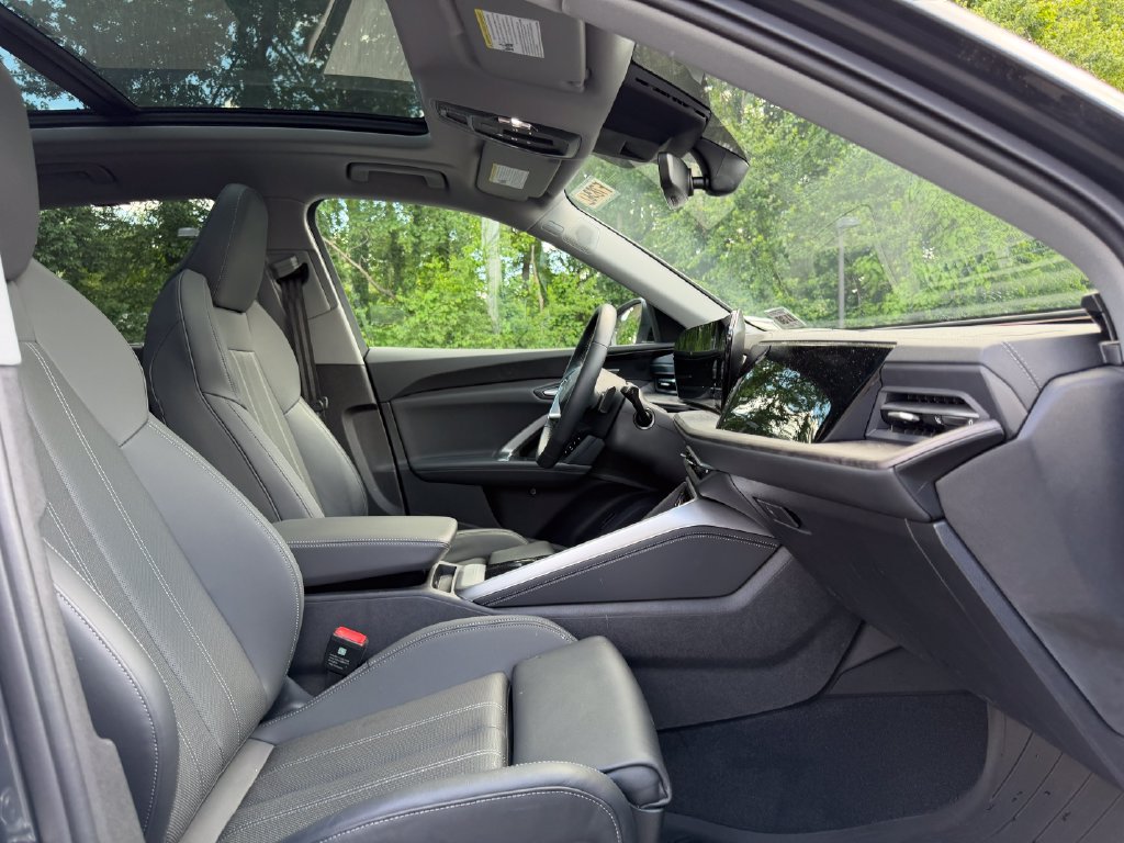 Used 2025 Audi Q5 Premium Plus w/ Premium Plus AWD/4WD image 19