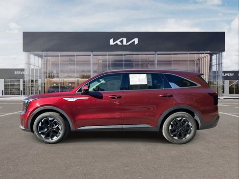 Used 2025 Kia Sorento S w/ Panoramic Sunroof Package image 5