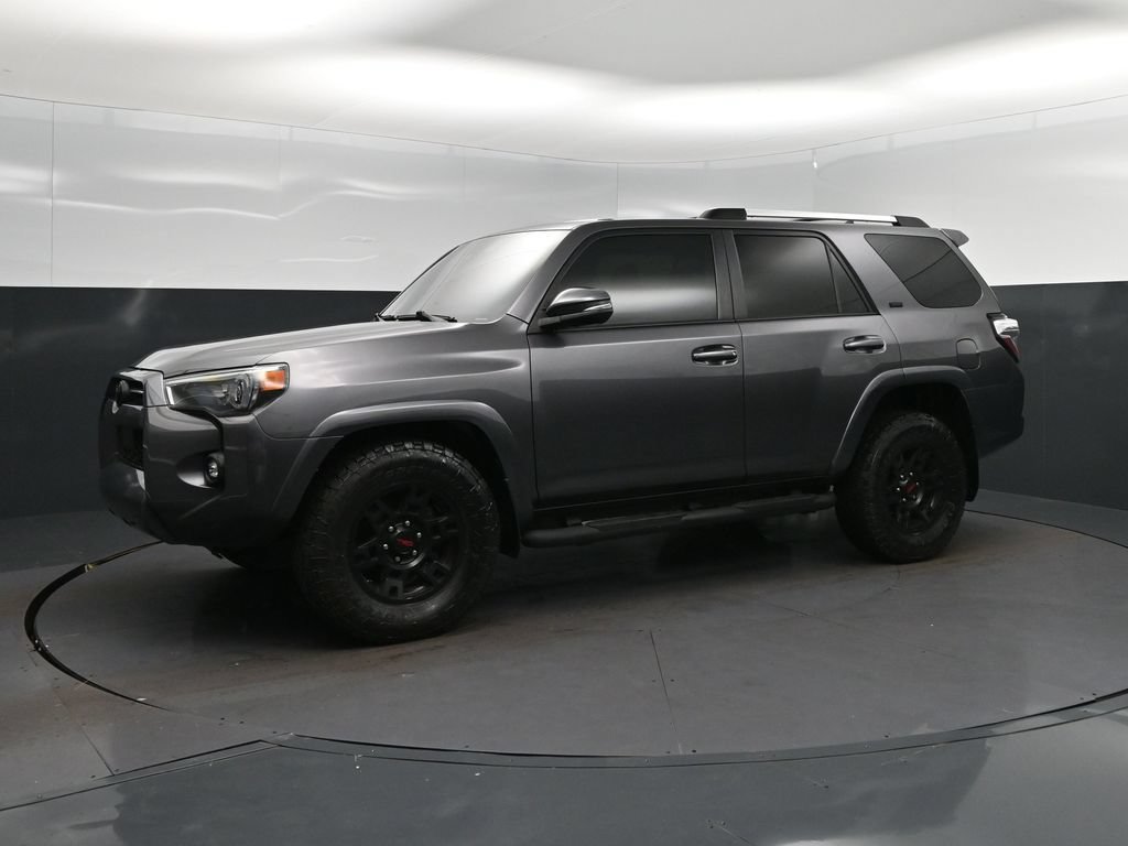 Used 2021 Toyota 4Runner SR5 Premium w/ Moonroof Package RWD image 3