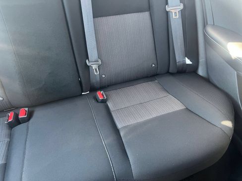 Used 2025 Nissan Sentra SV FWD image 37