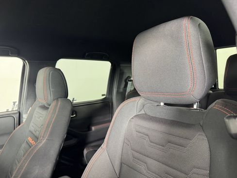 Used 2024 Nissan Frontier PRO-4X w/ Technology Package AWD/4WD image 10