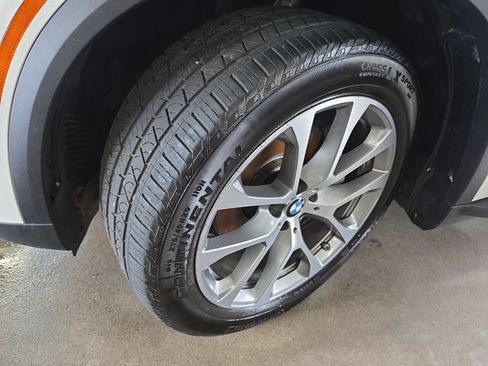 Used 2025 BMW X5 xDrive40i AWD/4WD image 32