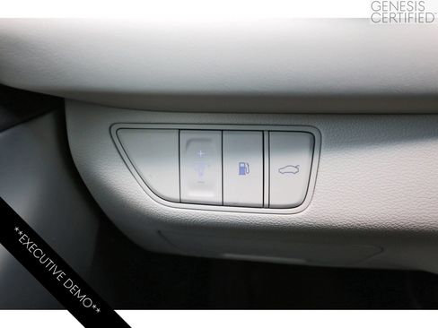 Used 2026 Genesis G70 2.5T RWD image 22