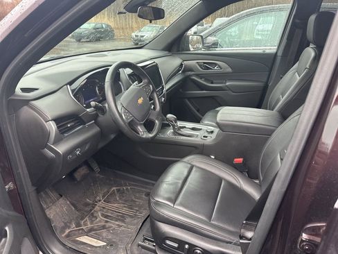 Used 2023 Chevrolet Traverse LT w/ LPO, Floor Liner Package image 6