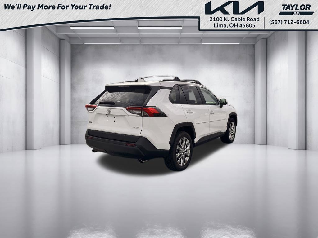 Used 2020 Toyota RAV4 XLE Premium w/ All Weather Liner Package FWD image 2