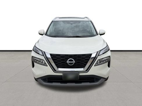 Used 2022 Nissan Rogue SV w/ SV Premium Package AWD/4WD image 2